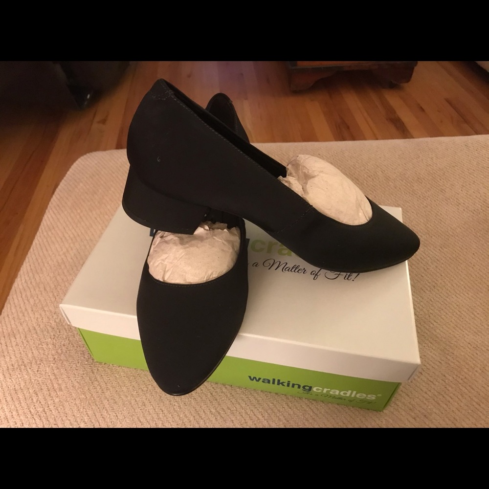 Walking Cradles Woman’s Shoes